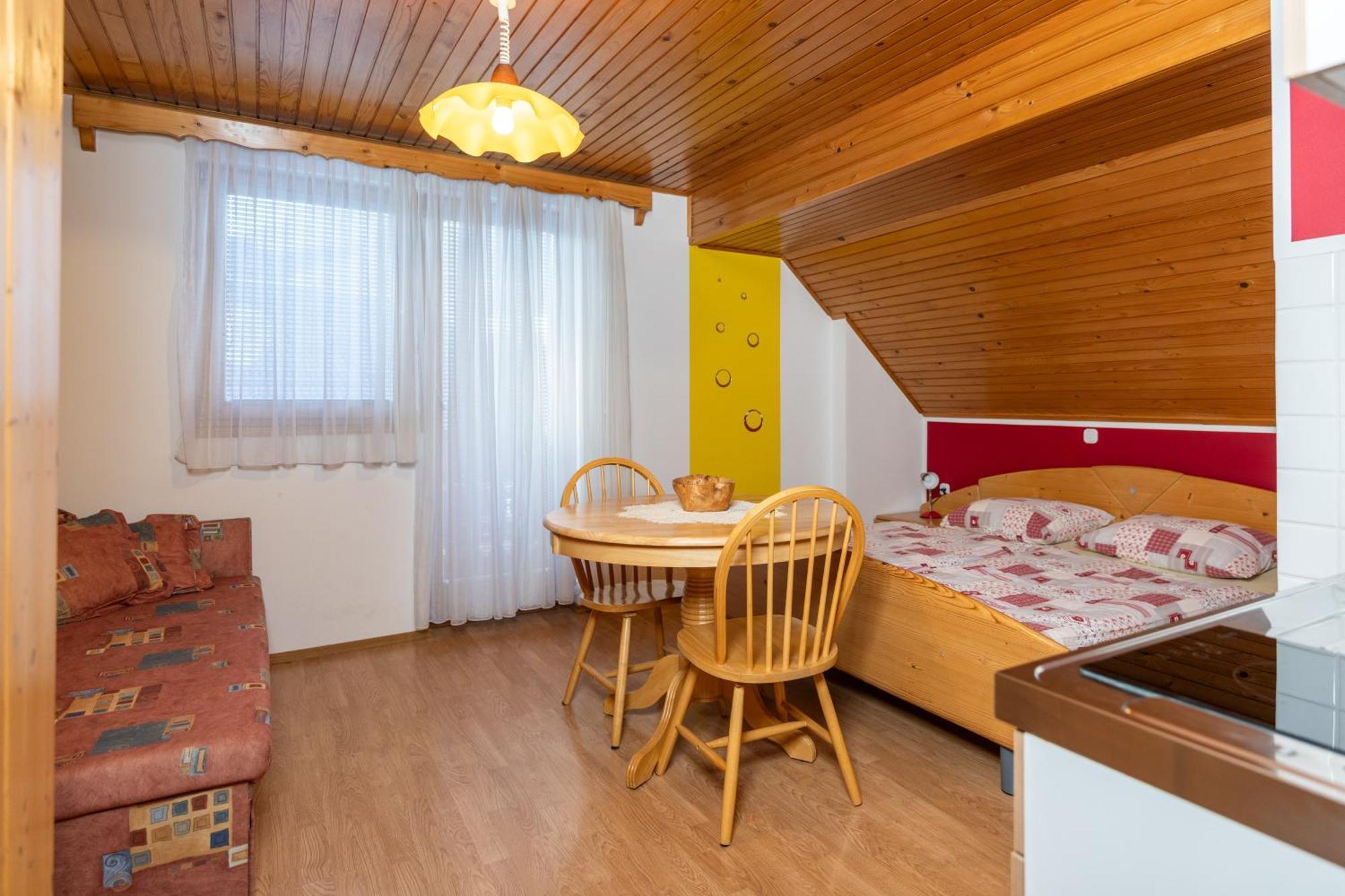 Apartments And Rooms Hodnik Slavko Bohinj Extérieur photo